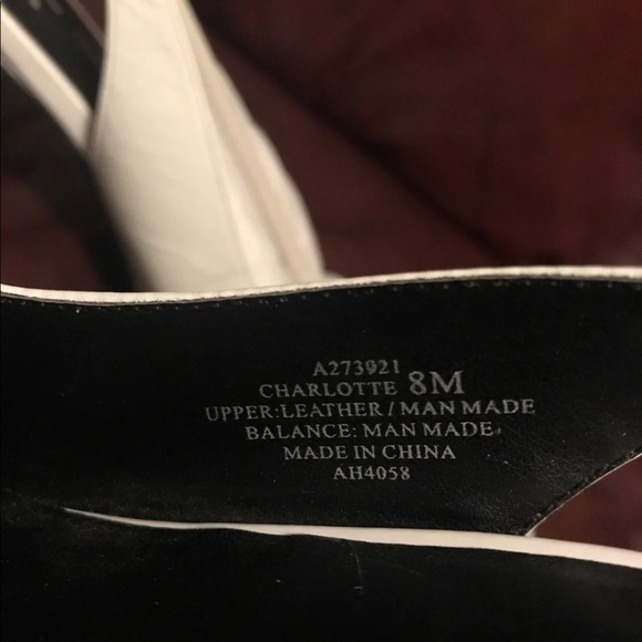 Isaac Mizrahi bow shoe - Picture 5 of 7